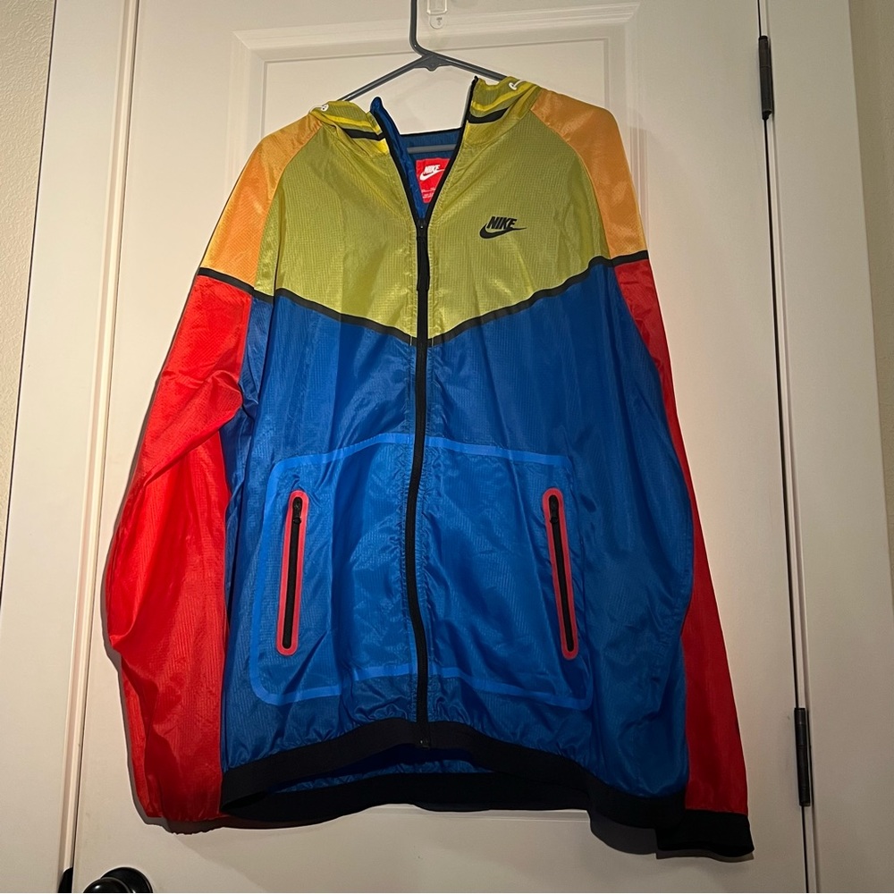 VINTAGE Nike Sporstwear Hyperfuse Windrunner Men's Jacket Tour Yellow Men’s 2XL